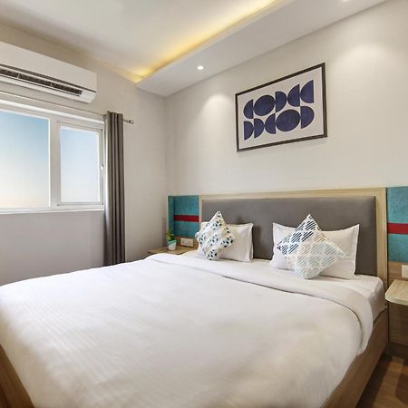 Flxho Cyber One - Hotel And Banquet Cyber City Gurgaon Exterior photo