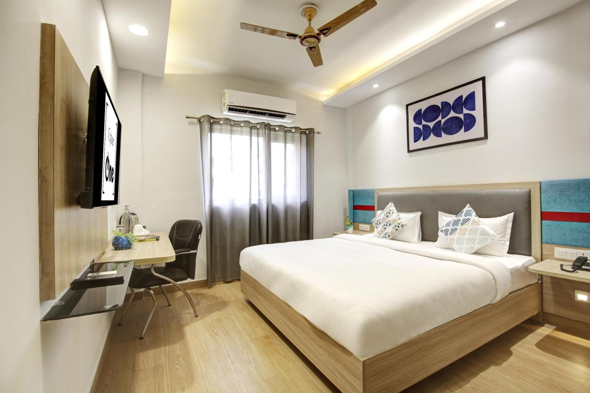 Flxho Cyber One - Hotel And Banquet Cyber City Gurgaon Exterior photo