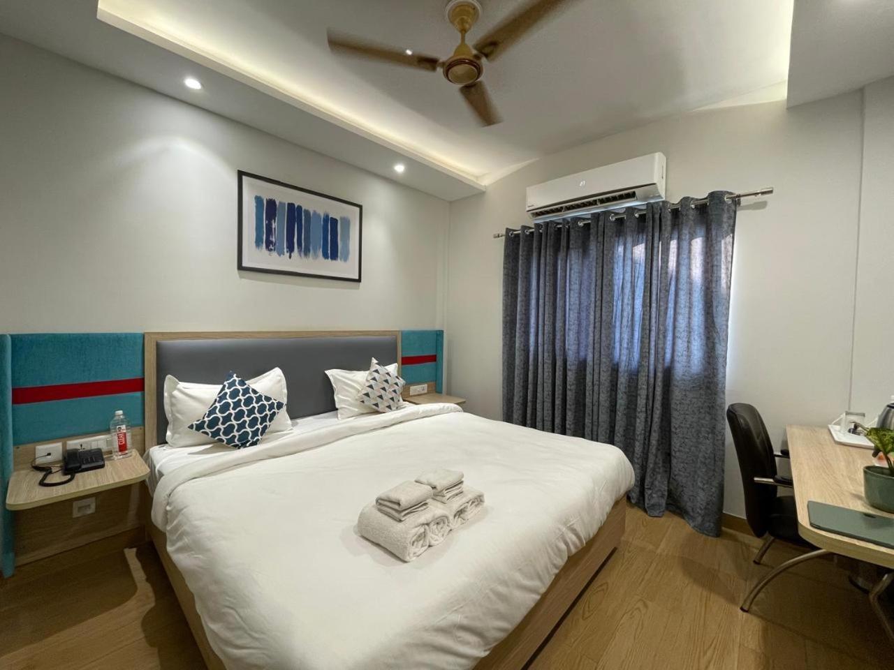 Flxho Cyber One - Hotel And Banquet Cyber City Gurgaon Exterior photo